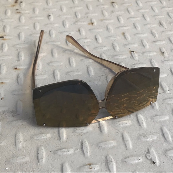 Bronze Sunglasses - Picture 3 of 3
